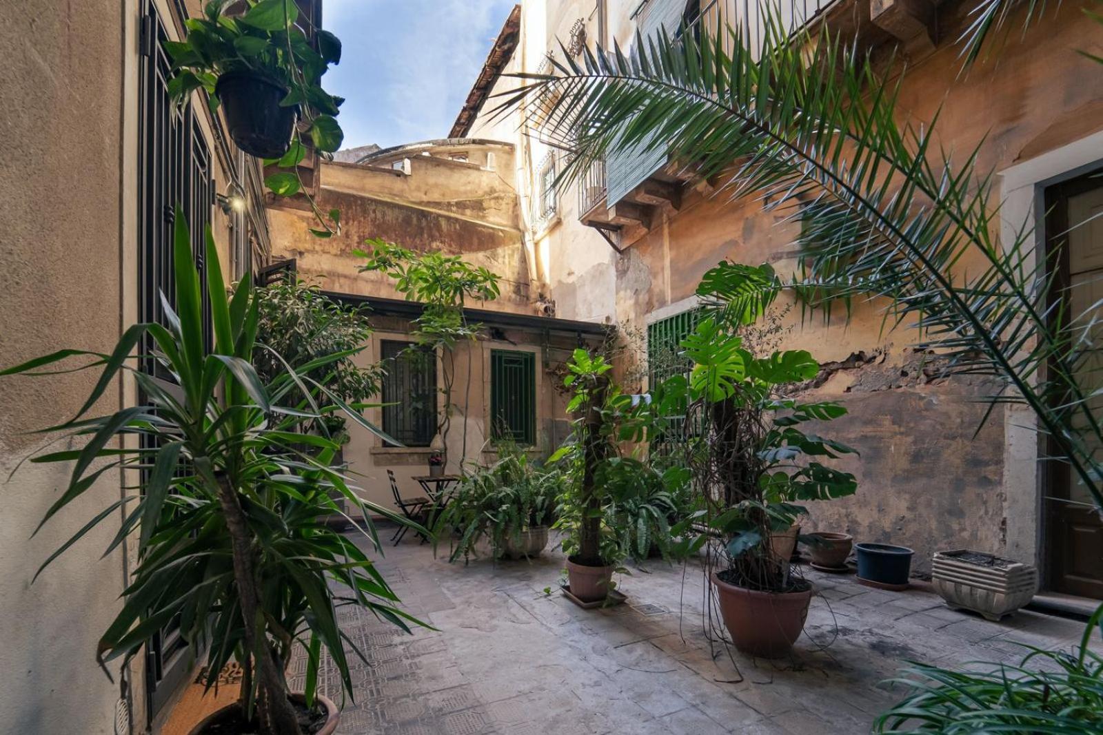 Elegant Design Apartment In Historical City Center Aeroporto di Catania Fontana Rossa Esterno foto